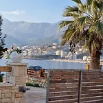 Seaside 3* Himara