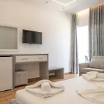 Seaside 3*