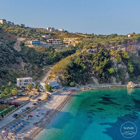 Seaside Szálloda 3*