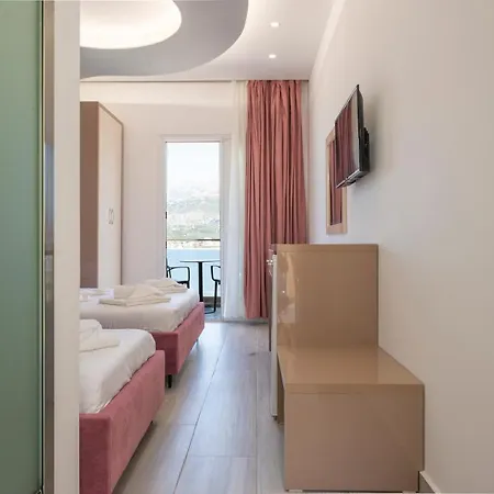 Seaside Hotel 3*