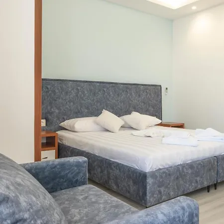 Seaside 3*
