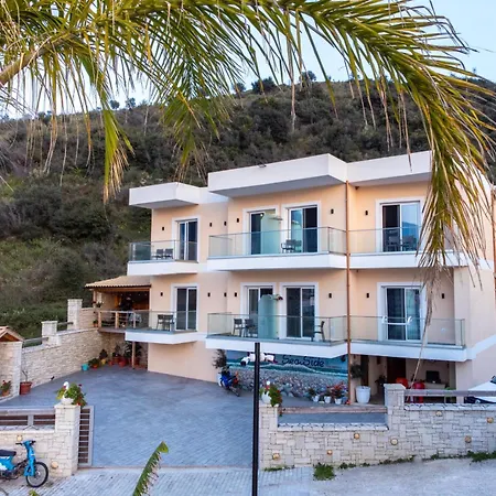 Seaside 3* Himarë