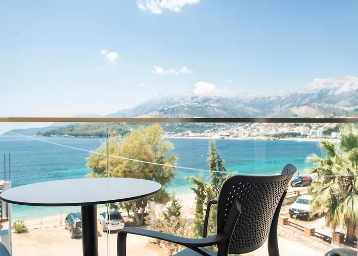 Seaside 3* Himare