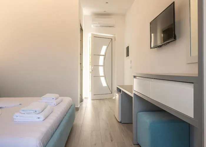 Seaside 3*
