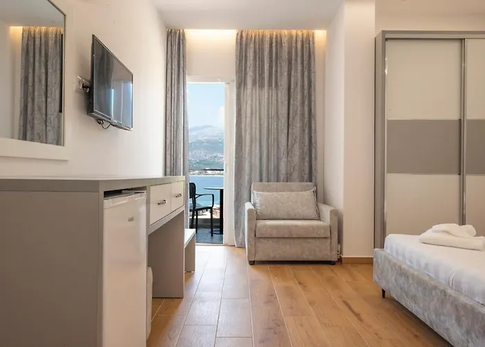 Seaside Hotel 3*